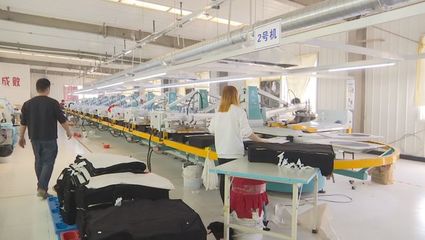 周口 科技織就新藍圖，創新驅動服裝產業高質量發展